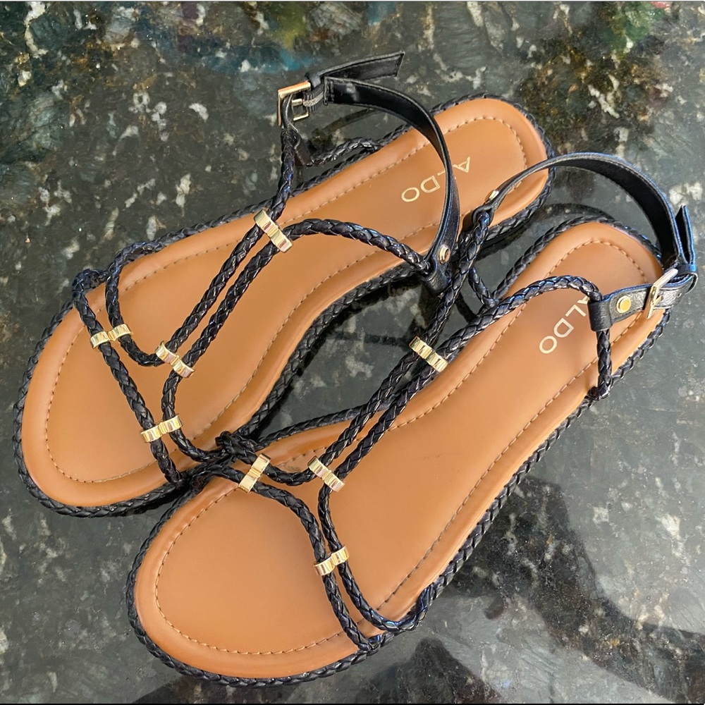 ALDO Black and Tan flat sandals. Size 9